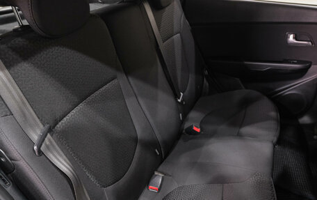 KIA Rio III рестайлинг, 2015 год, 1 049 000 рублей, 29 фотография