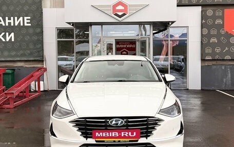 Hyundai Sonata VIII, 2021 год, 2 500 000 рублей, 2 фотография