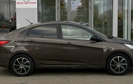 Hyundai Solaris II рестайлинг, 2016 год, 890 000 рублей, 4 фотография