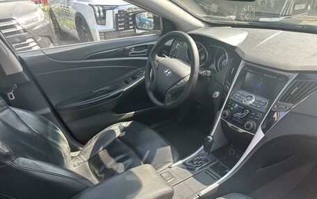 Hyundai Sonata VI, 2011 год, 979 000 рублей, 5 фотография
