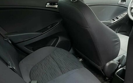Hyundai Solaris II рестайлинг, 2016 год, 890 000 рублей, 15 фотография