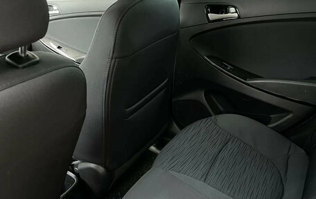 Hyundai Solaris II рестайлинг, 2016 год, 890 000 рублей, 16 фотография