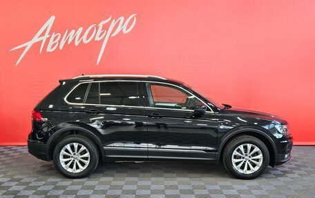 Volkswagen Tiguan II, 2017 год, 2 049 000 рублей, 6 фотография
