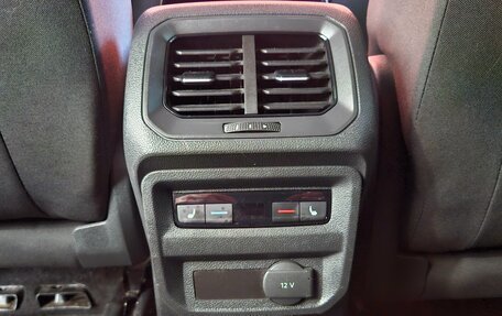 Volkswagen Tiguan II, 2017 год, 2 049 000 рублей, 17 фотография