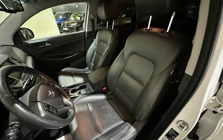 Hyundai Tucson III, 2016 год, 2 000 000 рублей, 18 фотография