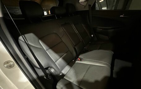 Hyundai Tucson III, 2016 год, 2 000 000 рублей, 23 фотография