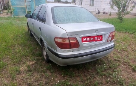 Nissan Almera, 2002 год, 210 000 рублей, 3 фотография
