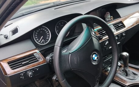 BMW 5 серия, 2003 год, 1 300 000 рублей, 5 фотография