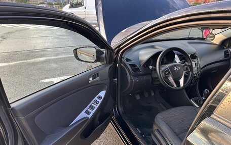 Hyundai Solaris II рестайлинг, 2014 год, 887 000 рублей, 8 фотография
