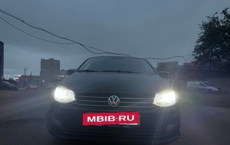 Volkswagen Polo VI (EU Market), 2017 год, 900 000 рублей, 11 фотография