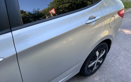 Hyundai Solaris II рестайлинг, 2011 год, 755 000 рублей, 11 фотография