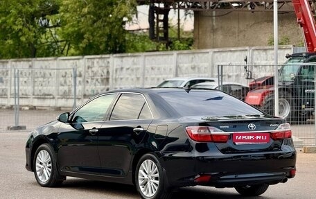 Toyota Camry, 2015 год, 2 570 000 рублей, 6 фотография