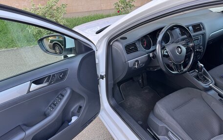 Volkswagen Jetta VI, 2015 год, 845 000 рублей, 7 фотография