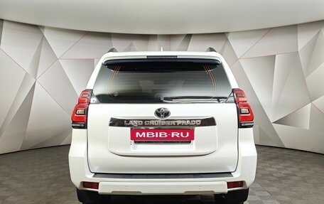 Toyota Land Cruiser Prado 150 рестайлинг 2, 2020 год, 5 000 000 рублей, 8 фотография