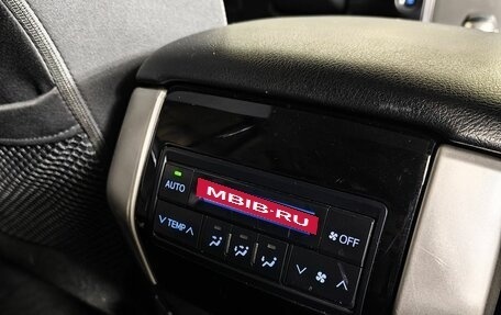 Toyota Land Cruiser Prado 150 рестайлинг 2, 2020 год, 5 000 000 рублей, 26 фотография