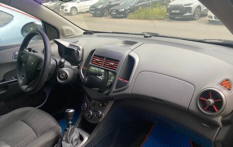 Chevrolet Aveo III, 2012 год, 235 000 рублей, 13 фотография