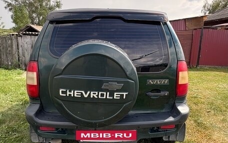 Chevrolet Niva I рестайлинг, 2003 год, 260 000 рублей, 2 фотография