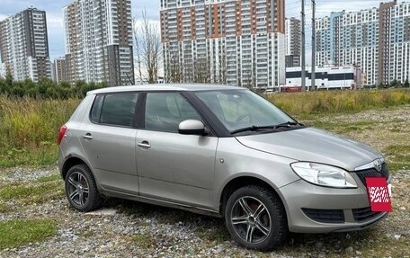 Skoda Fabia II, 2014 год, 290 000 рублей, 2 фотография