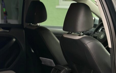 Volkswagen Jetta VI, 2012 год, 999 999 рублей, 7 фотография