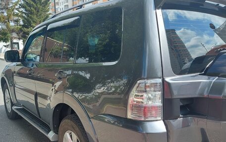 Mitsubishi Pajero IV, 2014 год, 2 400 000 рублей, 13 фотография