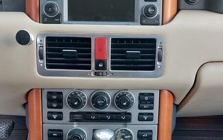 Land Rover Range Rover III, 2005 год, 1 300 000 рублей, 26 фотография