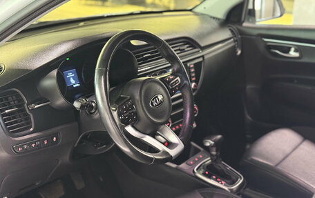 KIA Rio IV, 2018 год, 1 550 000 рублей, 14 фотография