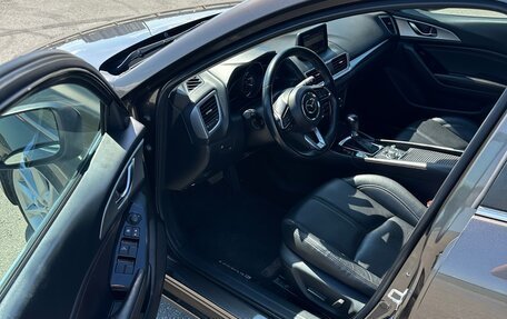Mazda 3, 2017 год, 1 740 000 рублей, 3 фотография