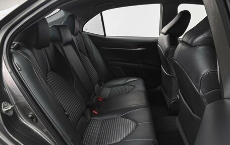 Toyota Camry, 2020 год, 2 450 000 рублей, 7 фотография