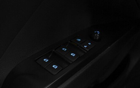 Toyota Camry, 2020 год, 2 450 000 рублей, 19 фотография