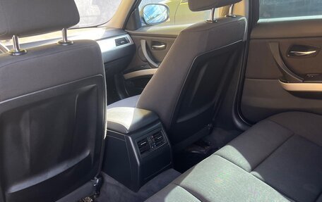 BMW 3 серия, 2011 год, 870 000 рублей, 8 фотография