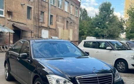 Mercedes-Benz S-Класс, 2008 год, 1 200 000 рублей, 1 фотография
