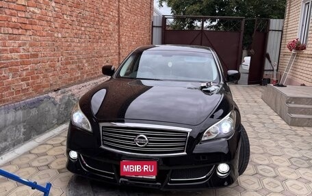Nissan Fuga II, 2010 год, 750 000 рублей, 1 фотография