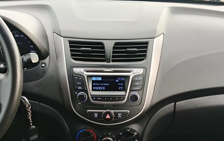 Hyundai Solaris II рестайлинг, 2014 год, 830 000 рублей, 17 фотография