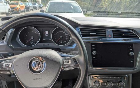 Volkswagen Tiguan II, 2019 год, 2 250 000 рублей, 13 фотография