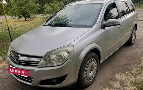 Opel Astra H, 2008 год, 670 000 рублей, 2 фотография