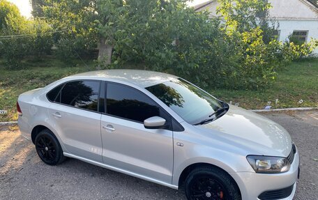 Volkswagen Polo VI (EU Market), 2011 год, 760 000 рублей, 2 фотография