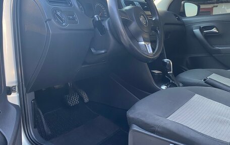 Volkswagen Polo VI (EU Market), 2011 год, 760 000 рублей, 19 фотография