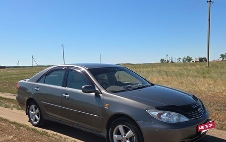 Toyota Camry V40, 2004 год, 730 000 рублей, 2 фотография