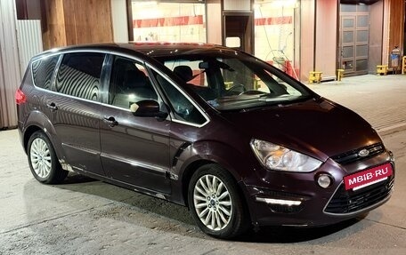 Ford S-MAX I, 2011 год, 550 000 рублей, 2 фотография