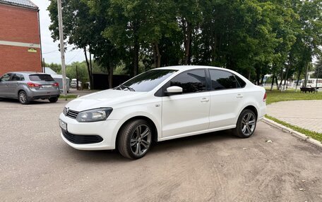 Volkswagen Polo VI (EU Market), 2013 год, 700 000 рублей, 5 фотография