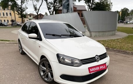 Volkswagen Polo VI (EU Market), 2013 год, 700 000 рублей, 3 фотография