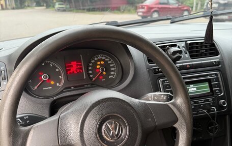 Volkswagen Polo VI (EU Market), 2013 год, 700 000 рублей, 11 фотография