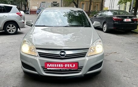 Opel Astra H, 2010 год, 365 000 рублей, 3 фотография