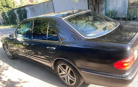 Mercedes-Benz E-Класс, 1999 год, 650 000 рублей, 3 фотография