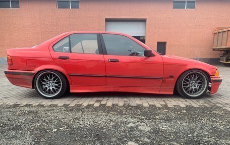 BMW 3 серия, 1995 год, 450 000 рублей, 15 фотография