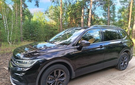 Volkswagen Tiguan II, 2023 год, 3 499 000 рублей, 14 фотография