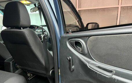 Chevrolet Niva I рестайлинг, 2011 год, 449 000 рублей, 24 фотография