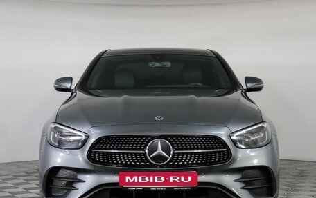 Mercedes-Benz E-Класс, 2021 год, 4 450 000 рублей, 2 фотография