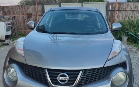 Nissan Juke II, 2011 год, 900 000 рублей, 1 фотография