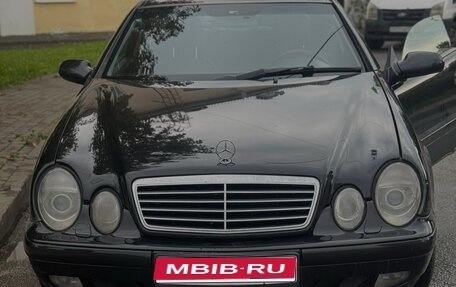 Mercedes-Benz CLK-Класс, 1998 год, 310 000 рублей, 1 фотография